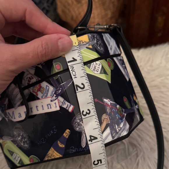 Martini Jewelry Box Handbag - Picture 9 of 10